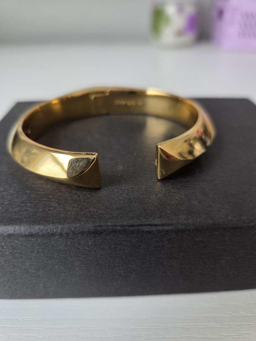 Kate Spade Gold Raise The Bar Hinged Cuff Bangle NWOT